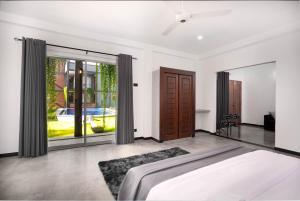 Hasthri Boutique Grey Chalet in Ahangama with pool Near Beach