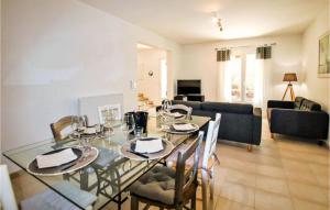 Lovely Home In Merindol With Wifi