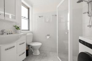 Idyllic unit in Little Manly - Steps from the sand