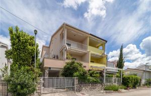 Awesome Apartment In Dramalj With Wifi