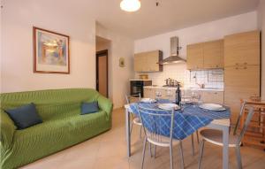 Two-Bedroom Apartment room in Casa Melina