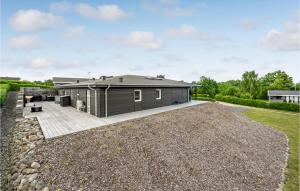 Cozy Home In Farsø With Wifi