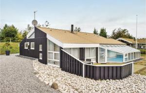 Amazing Home In Ebeltoft With Sauna