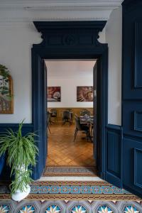 Hotels HOTEL DES DAUPHINS : photos des chambres