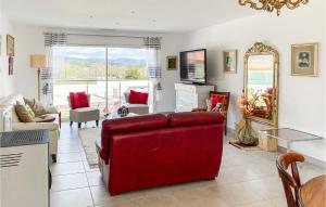 2 Bedroom Cozy Home In Saint Chinian