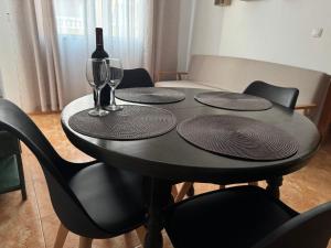 Almudens green apartment, HIGH-SPEED FREE WIFI, 250m to Beach, The center of Torrevieja