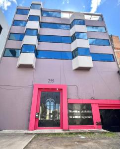 8 - Amplio departamento céntrico