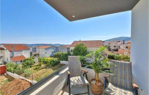 2 Bedroom Nice Apartment In Trogir