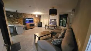 Casa Comedias - La Aparecida