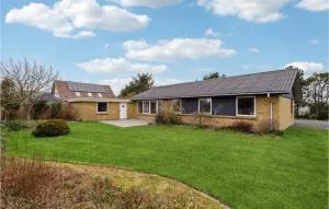 3 Bedroom Lovely Home In Vestervig - Agger