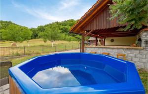 Gorgeous Home In Klanac With Kitchen