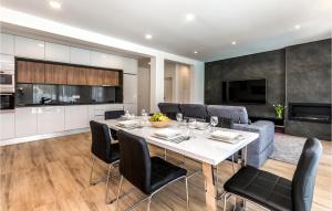 Beautiful Home In Rastane Donje