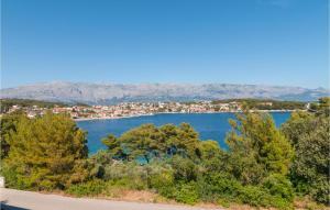 Awesome Apartment In Selca