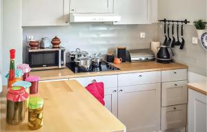 Lovely Home In Gizycko With Wifi