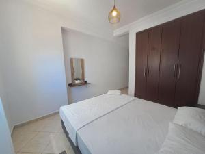 Appartement En Face la Gare de Train TGV