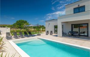 Villa Esire 