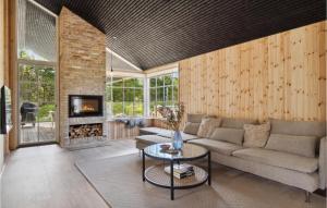 3 Bedroom Amazing Home In Jerup