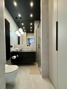 Wings&Dreams Apartments - Atlas Arena, ZOO, lotnisko, parking, winda, balkon