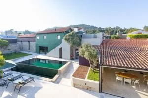 Portugal Active Lima River Houses - Breia