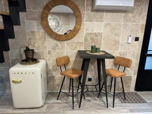 Appartements Love Room Thenalia : photos des chambres