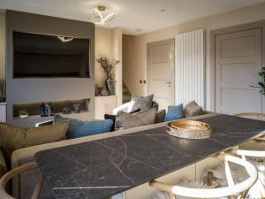 Converted Church, Lamlash Shorefront, Arran Shores Apartment 4