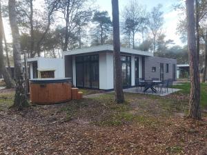 Natuurchalet Hellendoorn met Hottube!