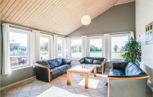 Stunning Home In Spøttrup With Sauna