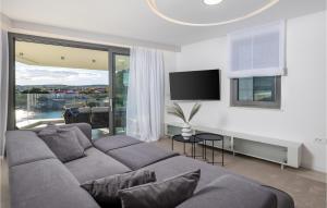 Lovely Apartment In Krk With Kitchen 