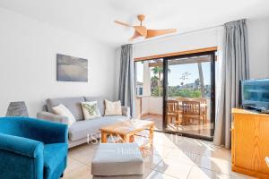 Palms and Heated Pool Views in Amarilla Golf FC144-2xSt