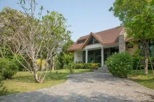 THAN KhaoYai Pak Chong 2-7 ppl & Private Lake - Ban Sap Noi