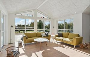 4 Bedroom Awesome Home In Blokhus