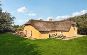 Nice Home In Ulfborg With Sauna - Øby