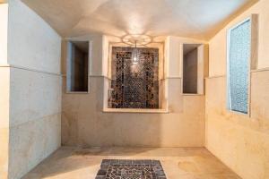 Villa de luxe au cœur de la palmeraie avec piscine