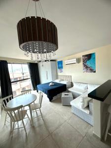 APARTAMENTO SOPHIA I - ORLA da PRAIA GRANDE - Praia dos Shows de RÉVEILLON