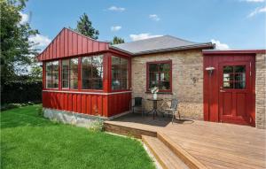 Cozy Home In Lundby With Kitchen