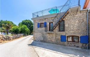 2 Bedroom Cozy Home In Malinska