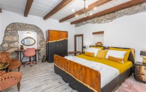 2 Bedroom Cozy Home In Malinska 