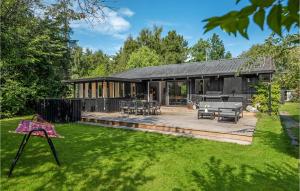 Cozy Home In Gilleleje With Wifi