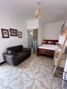 Amora Homestay and Safaris