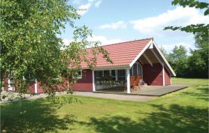 Three-Bedroom Holiday Home In Oksbol