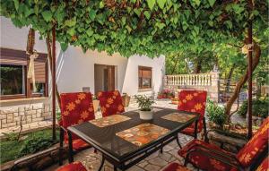 3 Bedroom Gorgeous Home In Jadranovo 