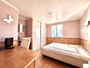 Maisons de vacances Maison Marina Pietra avec Jardin : photos des chambres