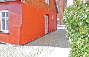 Cozy Apartment In Randers C With Wifi