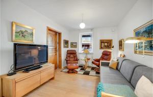 Cozy Apartment In Randers C With Wifi