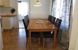 Gorgeous Home In Flen With Sauna