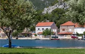 1 Bedroom Nice Home In Rogotin - Rogotin