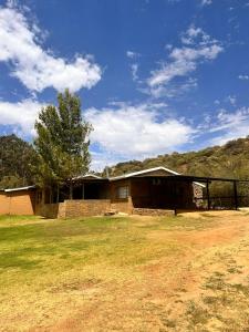 Farm stay at Lavender Cottage on Haldon Estate