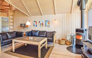 Holiday Home Pøt Strandby Juelsminde Q