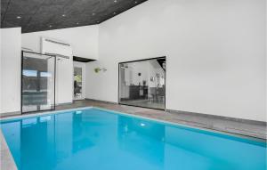 Beautiful Home In Børkop With Kitchen