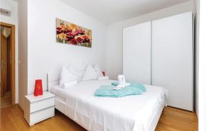Beautiful Apartment In Crikvenica With Wifi 